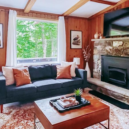 Stylish And Cozy Cabin, Walking Distance To Big Bass Lake Gouldsboro Luaran gambar