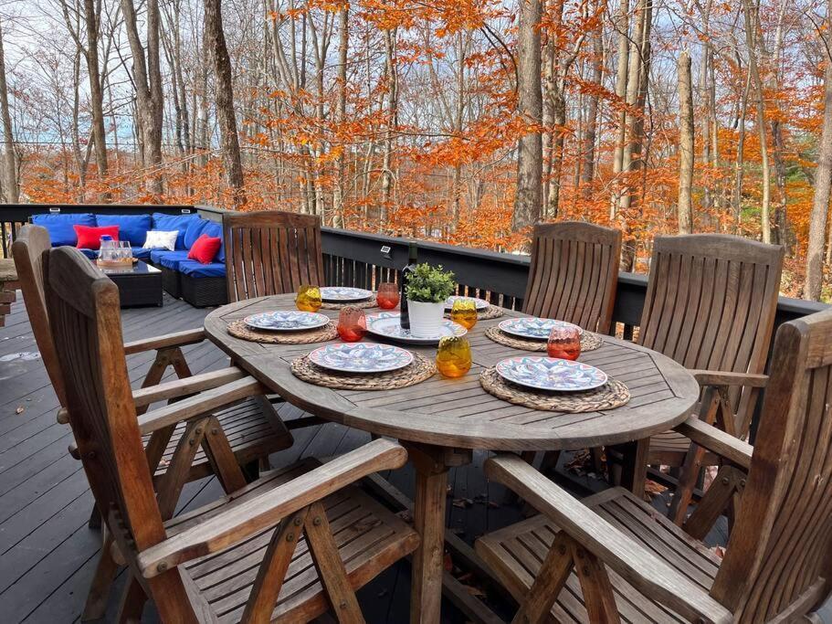 Stylish And Cozy Cabin, Walking Distance To Big Bass Lake Gouldsboro Luaran gambar